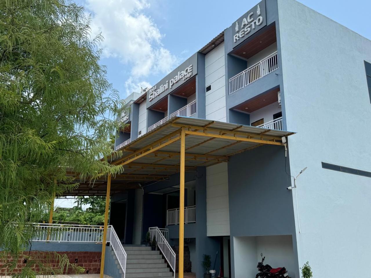 Hotel Shalini Palace Ratnāgiri Eksteriør bilde