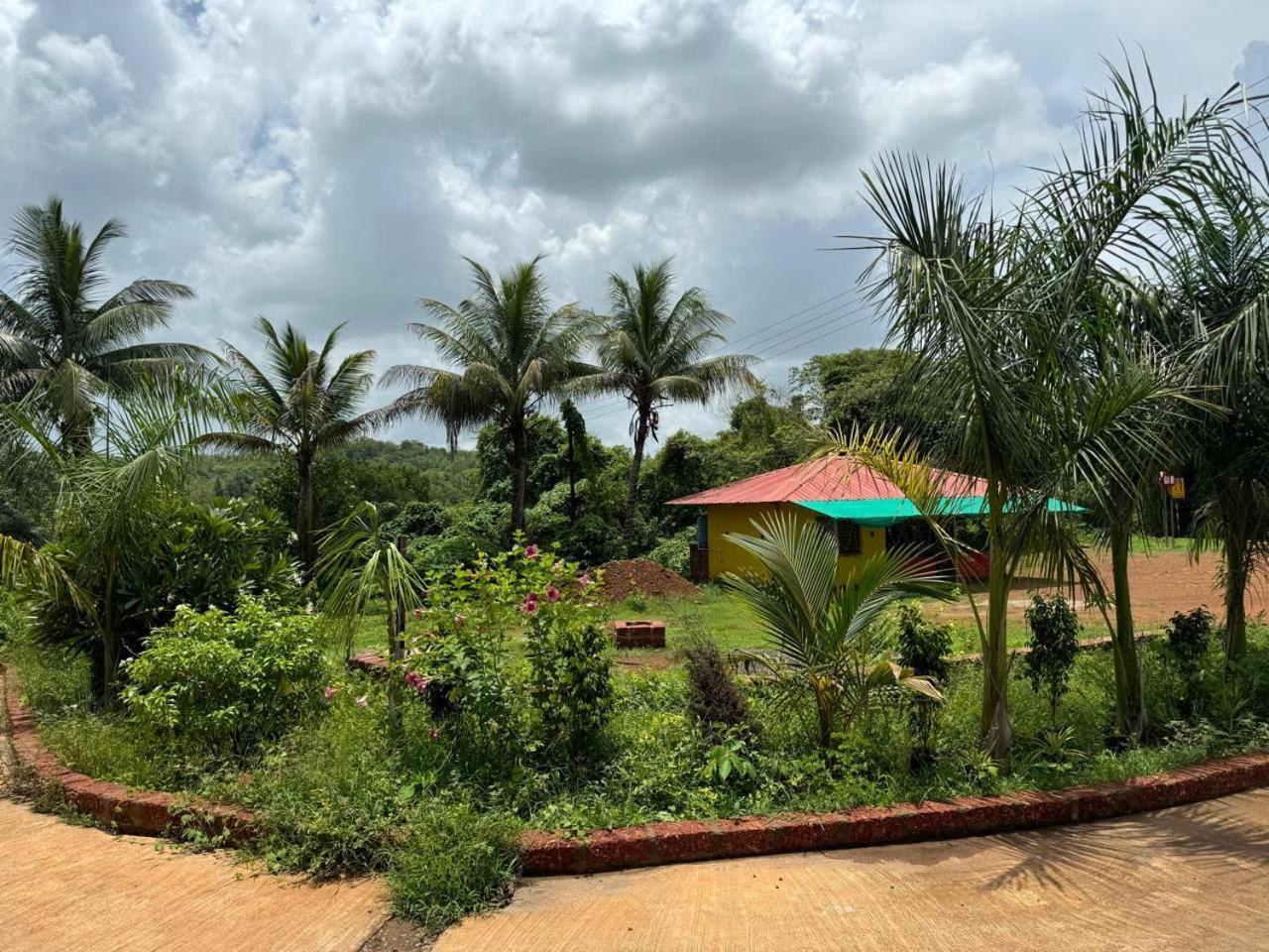 Hotel Shalini Palace Ratnāgiri Eksteriør bilde